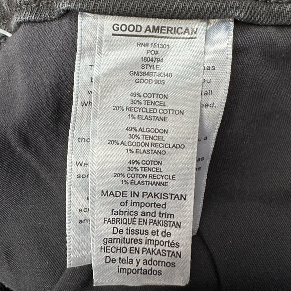 NWT Good American 90s Relaxed Mid Rise Jean - Picture 9 of 10